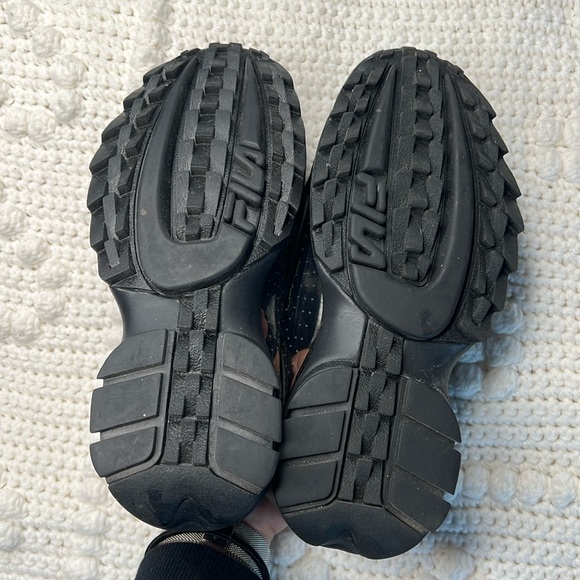 FILA: DISRUPTOR II CLEAR BLACK LEATHER SHOES size 7 - Picture 8 of 11